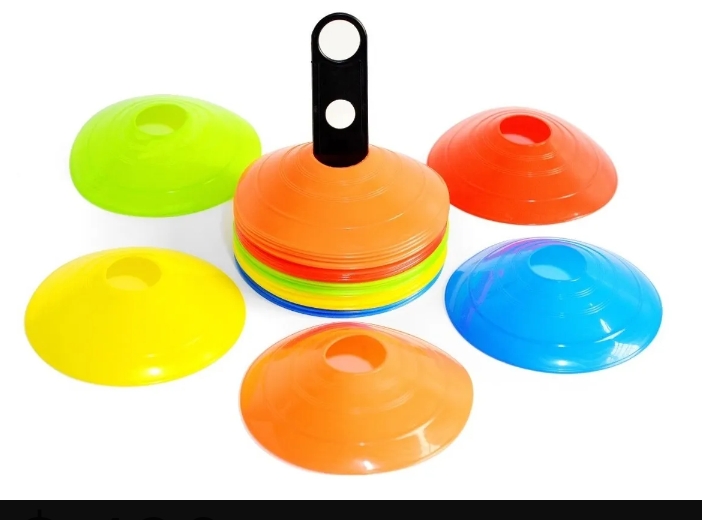 Cono chato para entrenamiento x 25. Precio. $U 375. Ref. Nº 4